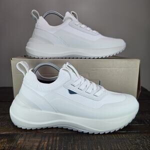 Vessi Stormburst Lowtop Womens Size 9 Waterproof Shoes Sneakers Hiking White